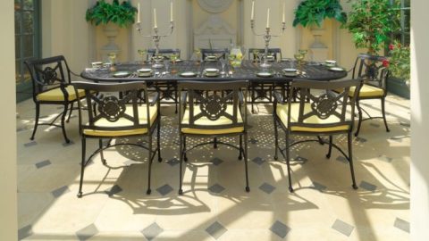 Luxury outdoor dining furniture